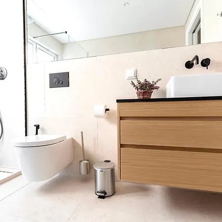 Mira Living * Лиссабон