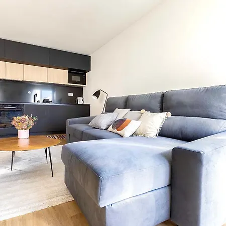 Апартаменты Mira Living