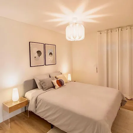 Mira Living * リスボン